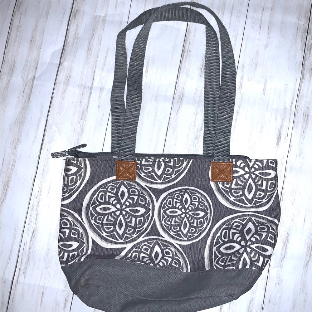 Thirty-one Demi day bag
